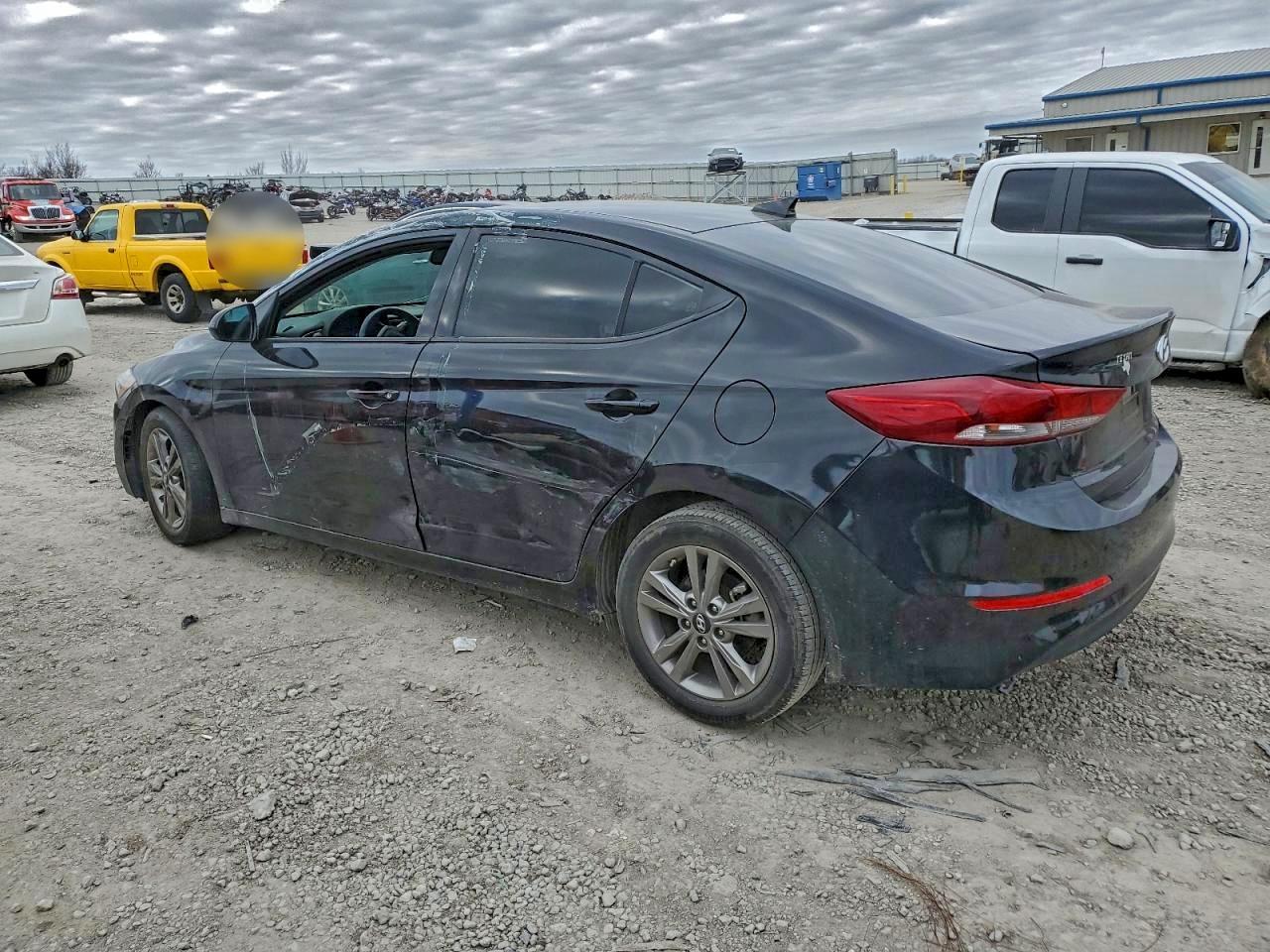 2018 Hyundai Elantra Sel - Фото 2