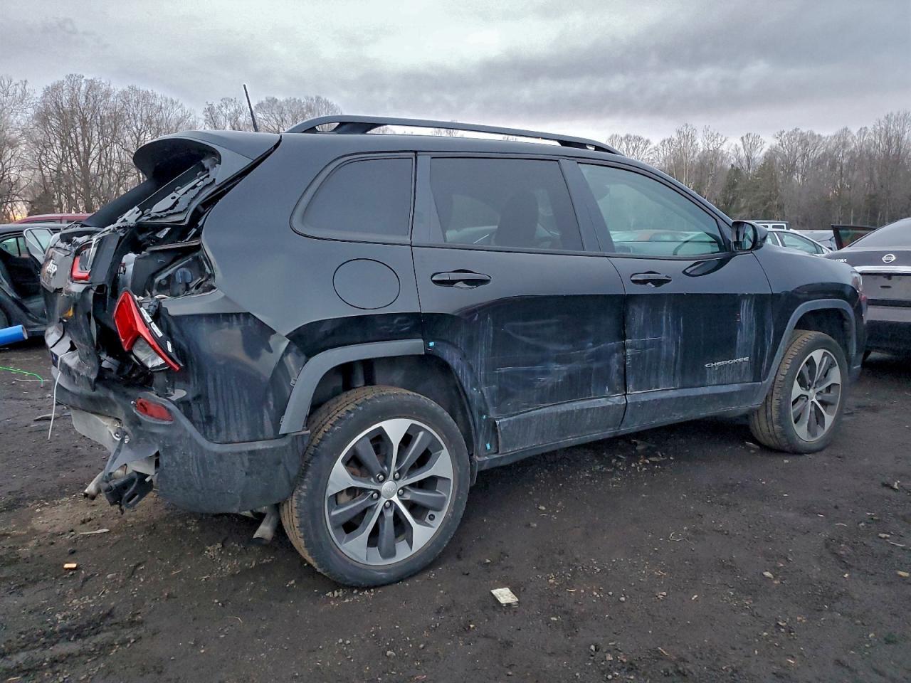 2022 Jeep Cherokee Limited - Image 3