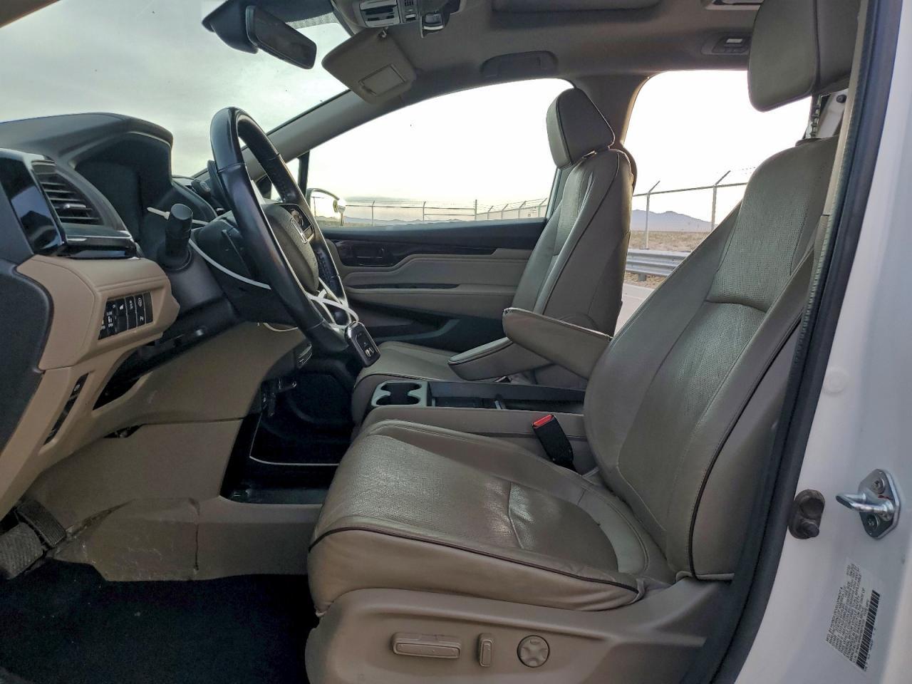 2023 Honda Odyssey Elite - Фото 7