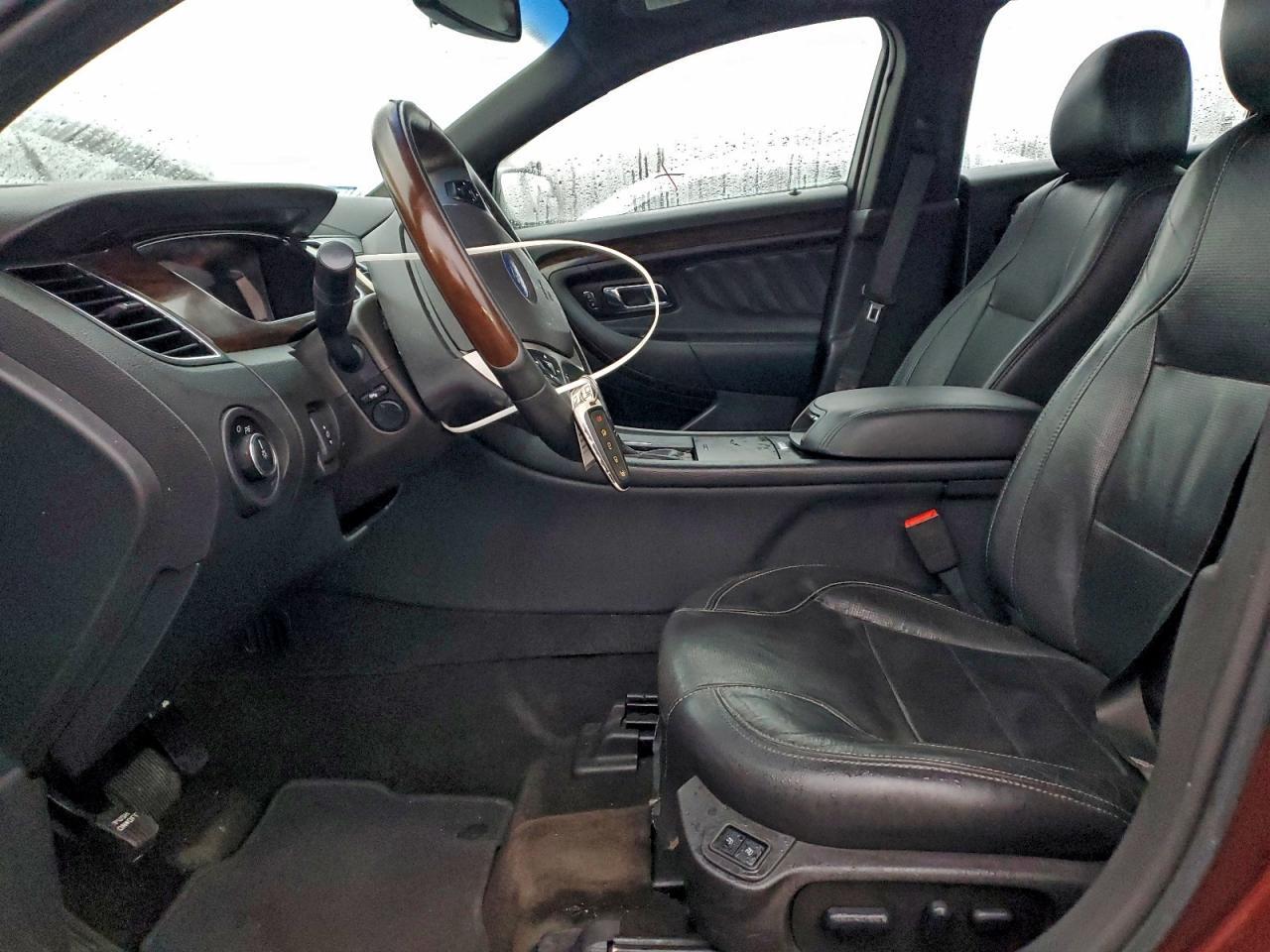 2015 Ford Taurus Limited - Image 7