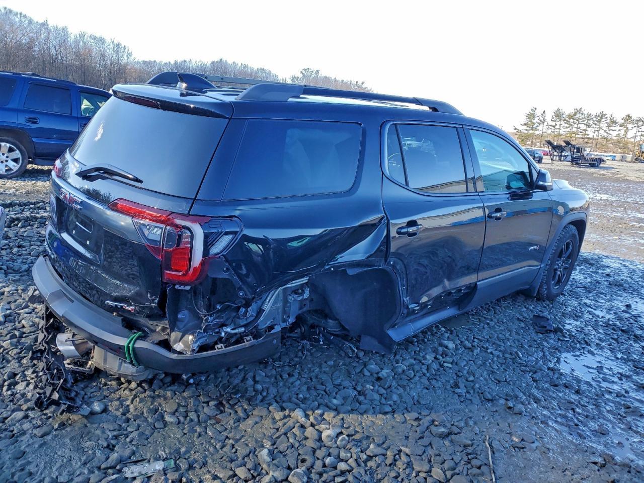 2020 GMC Acadia At4 - Фото 3