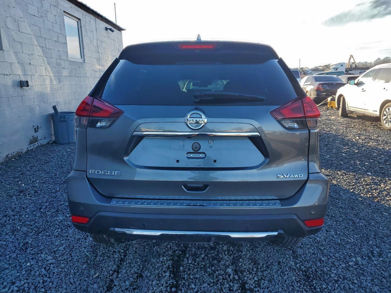 2020 Nissan Rogue S - Фото 6