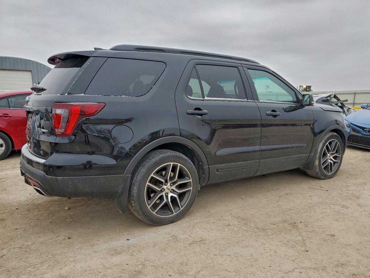 2016 Ford Explorer Sport - Image 3
