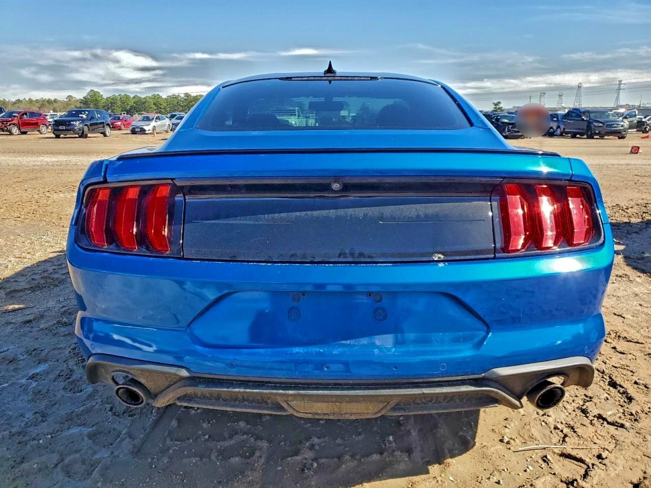 2020 Ford Mustang - Image 6