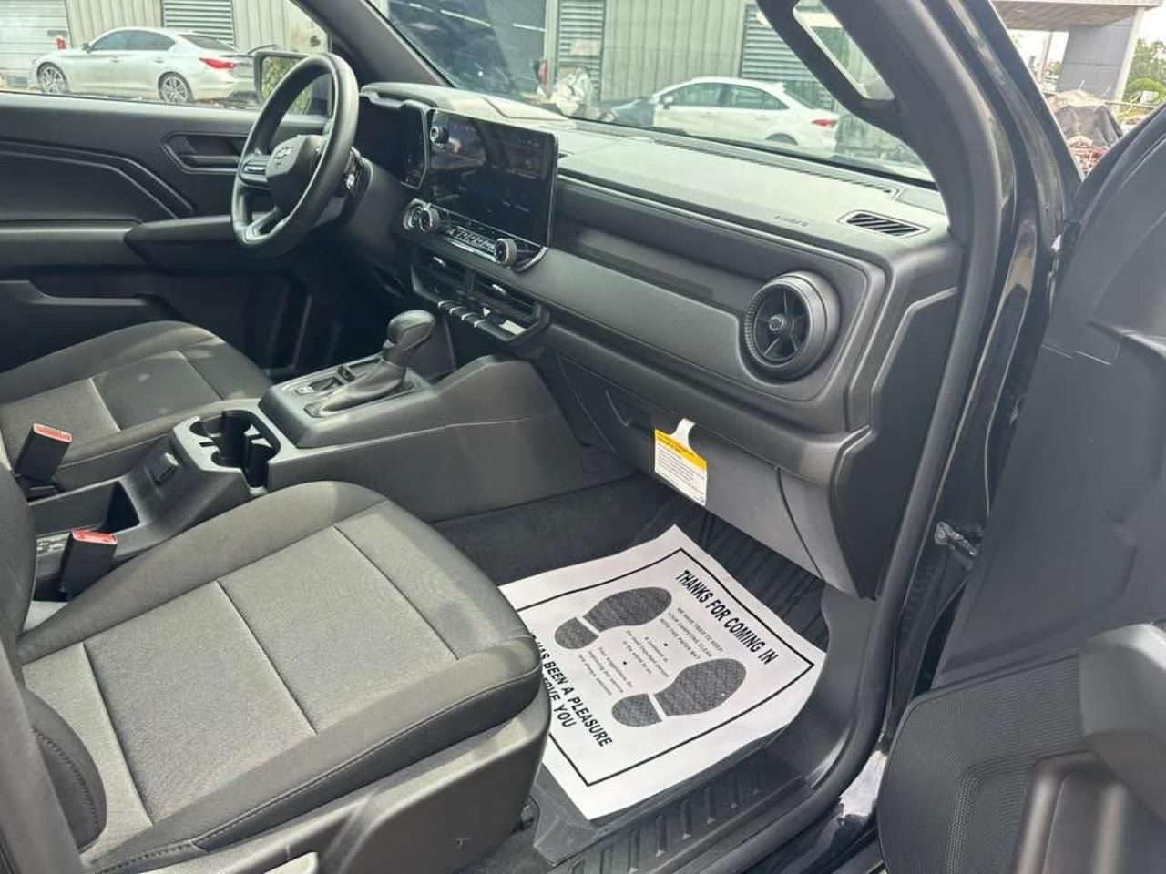 2023 Chevrolet Colorado - Фото 5