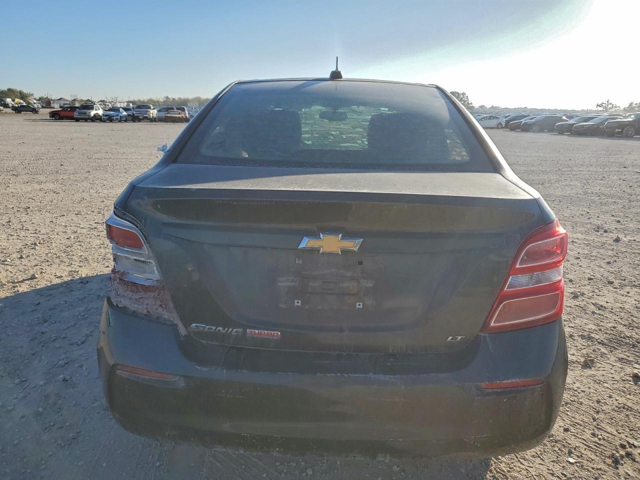 2018 Chevrolet Sonic Lt - Фото 6