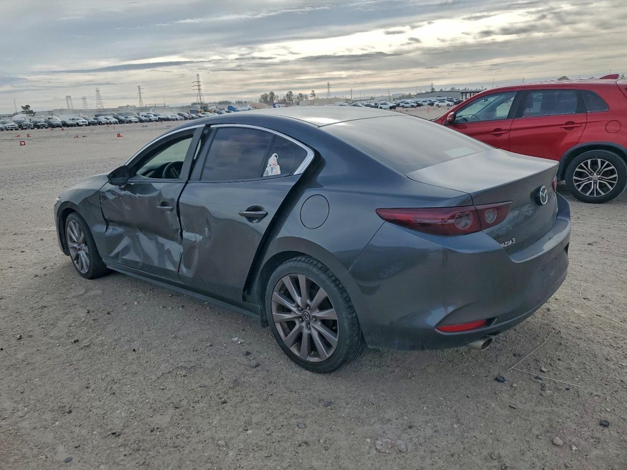 2019 Mazda 3 Preferred Plus - Фото 2