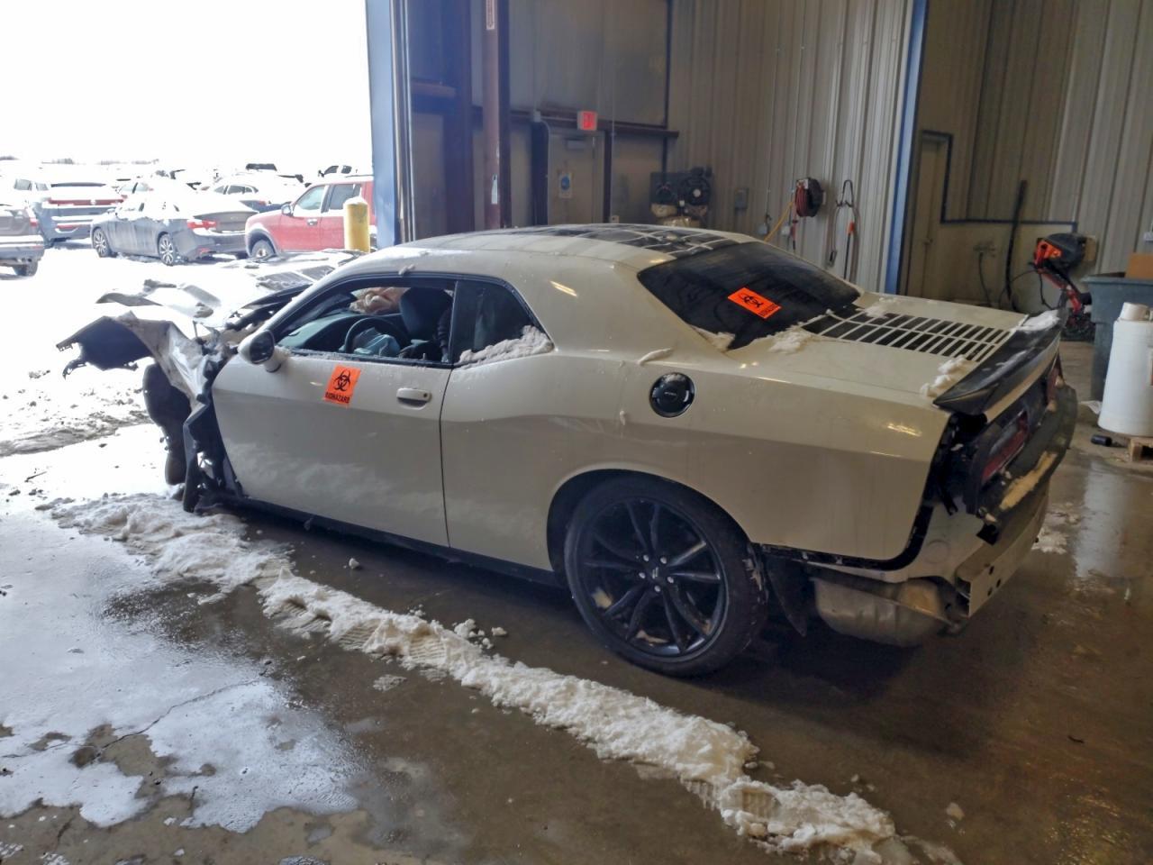 2017 Dodge Challenger Sxt - Image 2