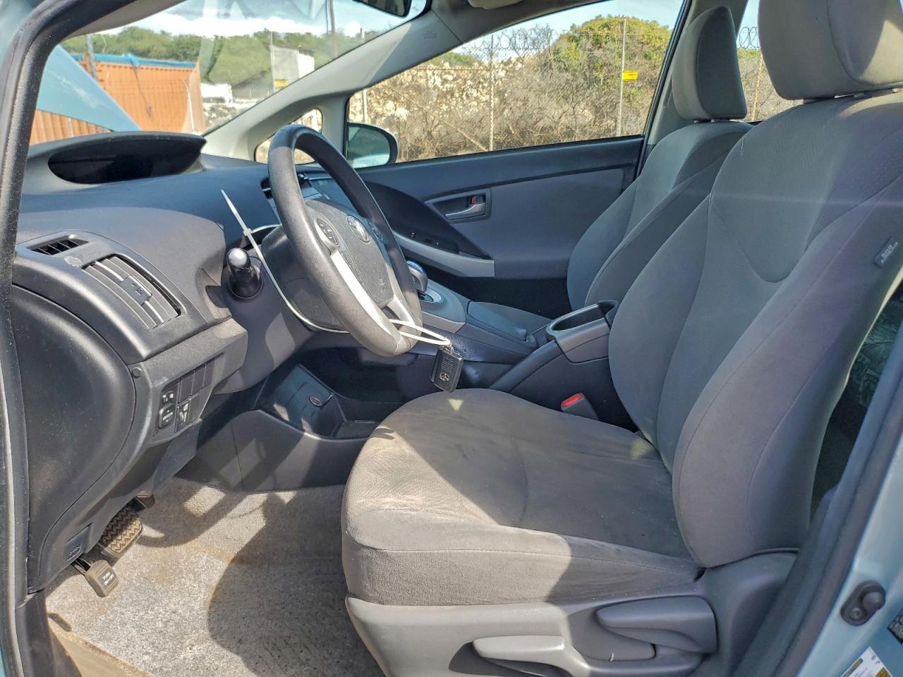 2015 Toyota Prius - Фото 7