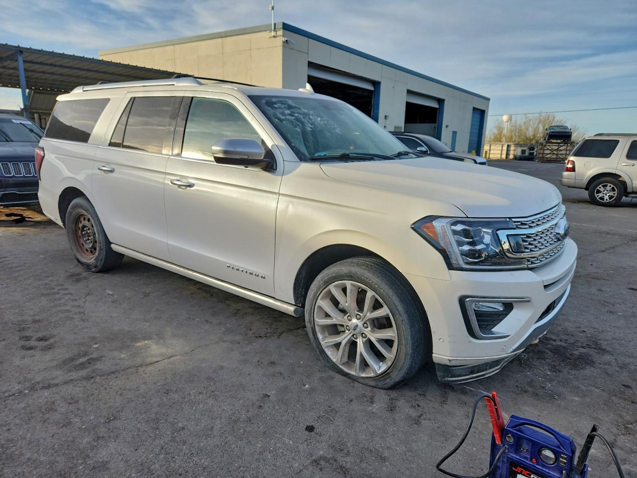 2018 Ford Expedition Max Platinum - Image 4