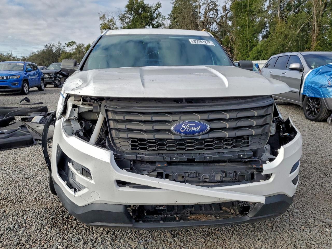 2017 Ford Explorer Police Interceptor - Фото 5