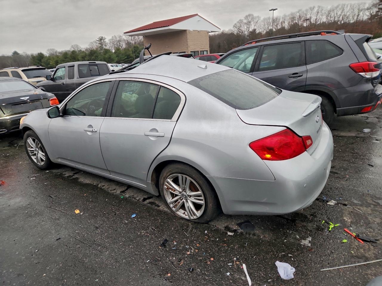 2013 Infiniti G37 - Фото 2
