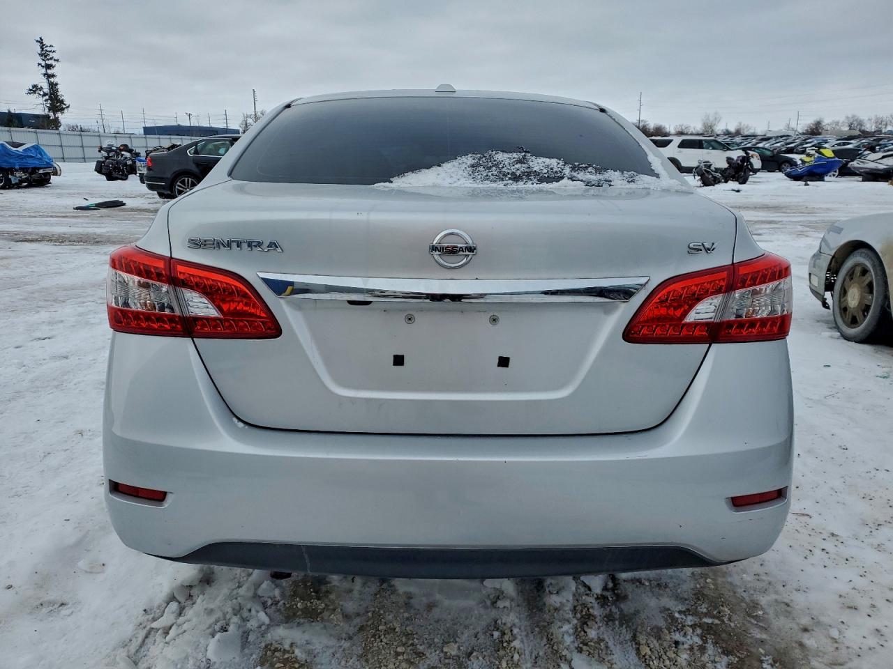 2015 Nissan Sentra S - Фото 6