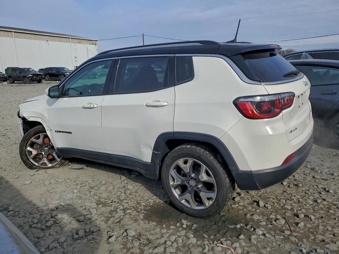 2019 Jeep Compass Limited - Фото 2