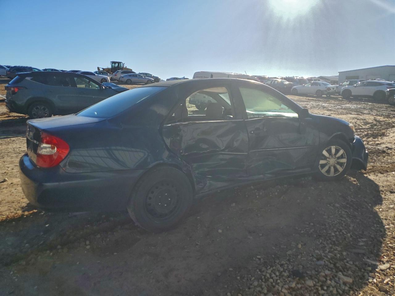 2003 Toyota Camry Le - Фото 3