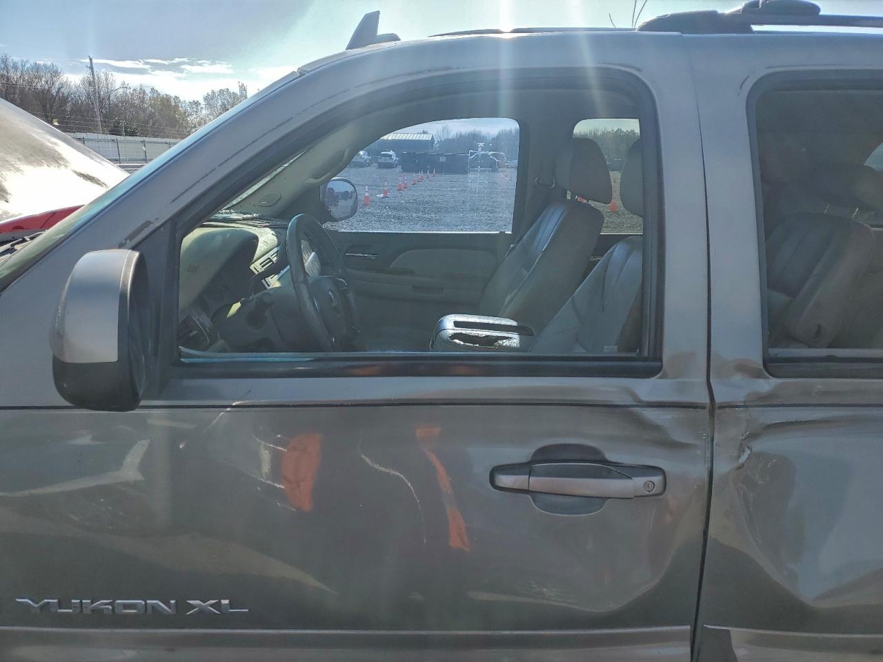 2007 GMC Yukon Xl K1500 - Фото 7