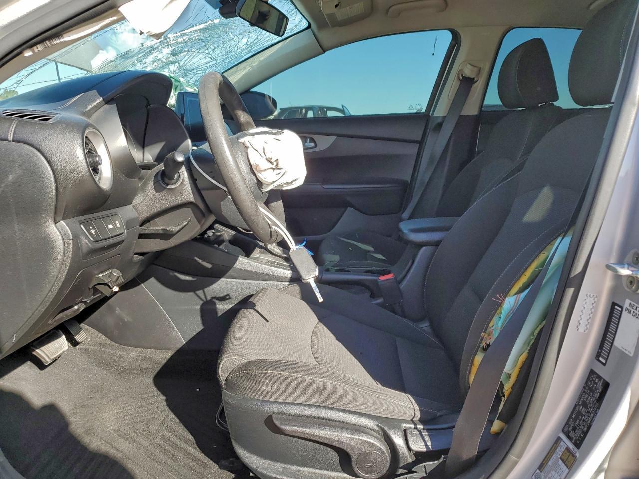 2021 Kia Forte Fe - Image 7