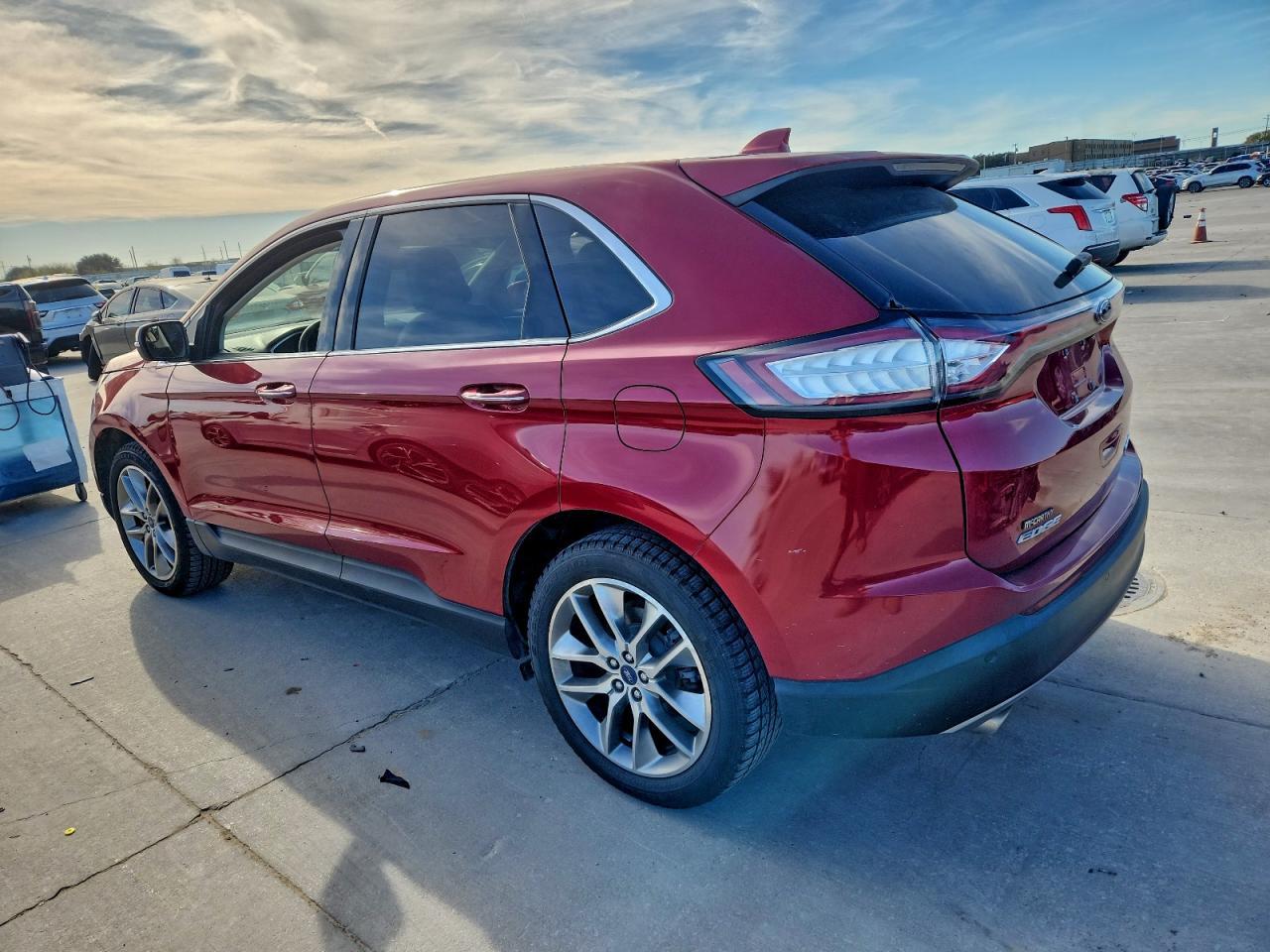 2018 Ford Edge Titanium - Image 2