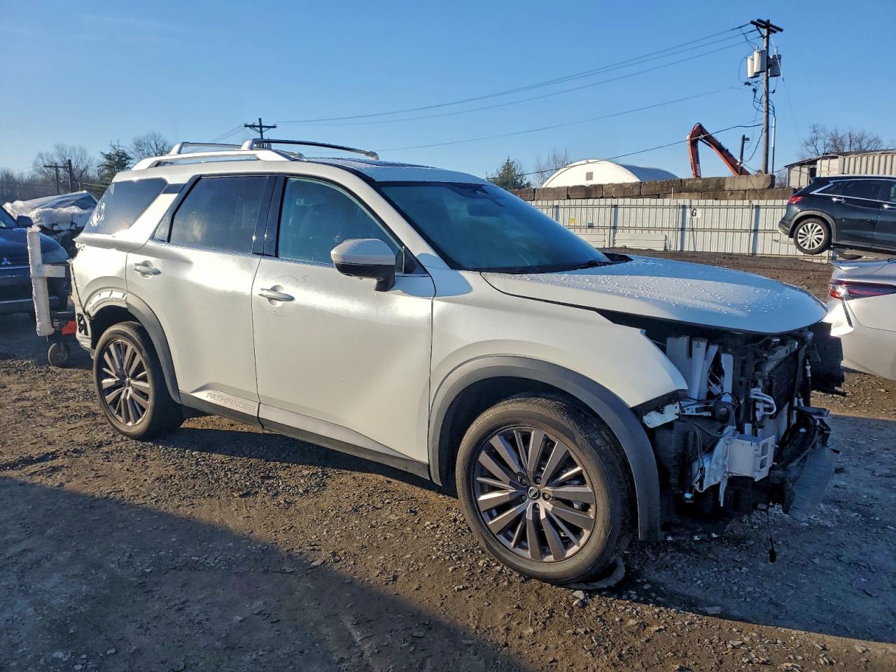 2023 Nissan Pathfinder Sl - Фото 4