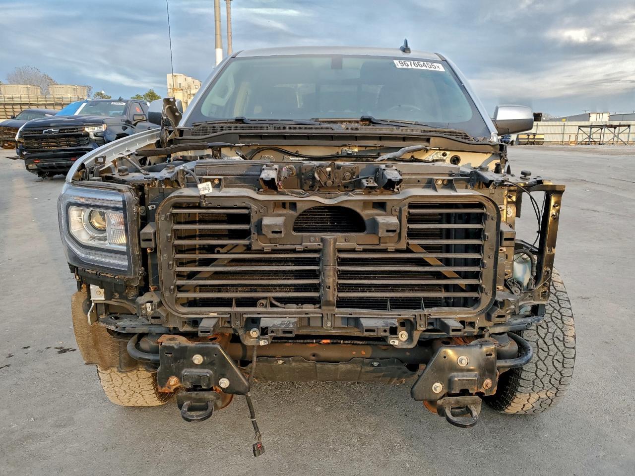 2018 GMC Sierra K1500 Sle - Image 5