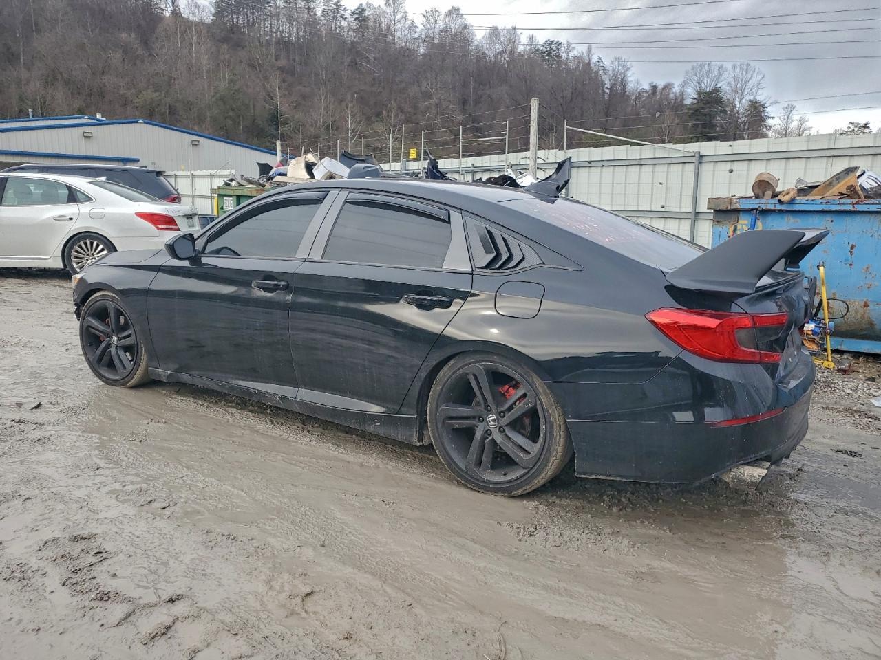 2018 Honda Accord Sport - Image 2
