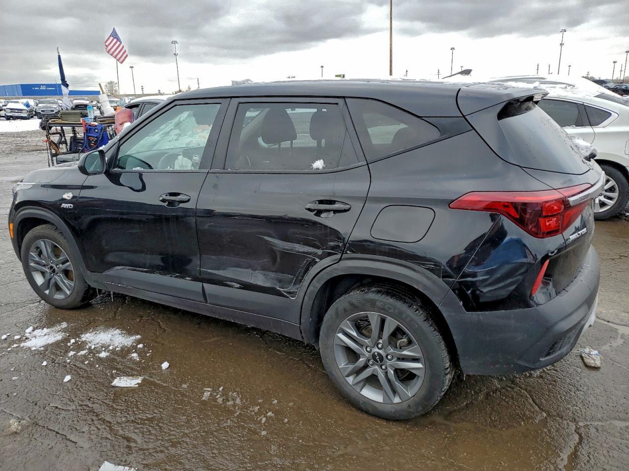 2022 Kia Seltos Lx - Image 2