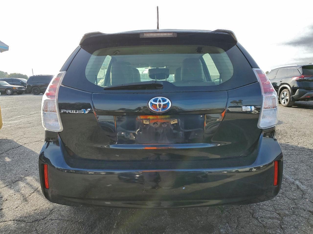 2016 Toyota Prius V - Фото 6