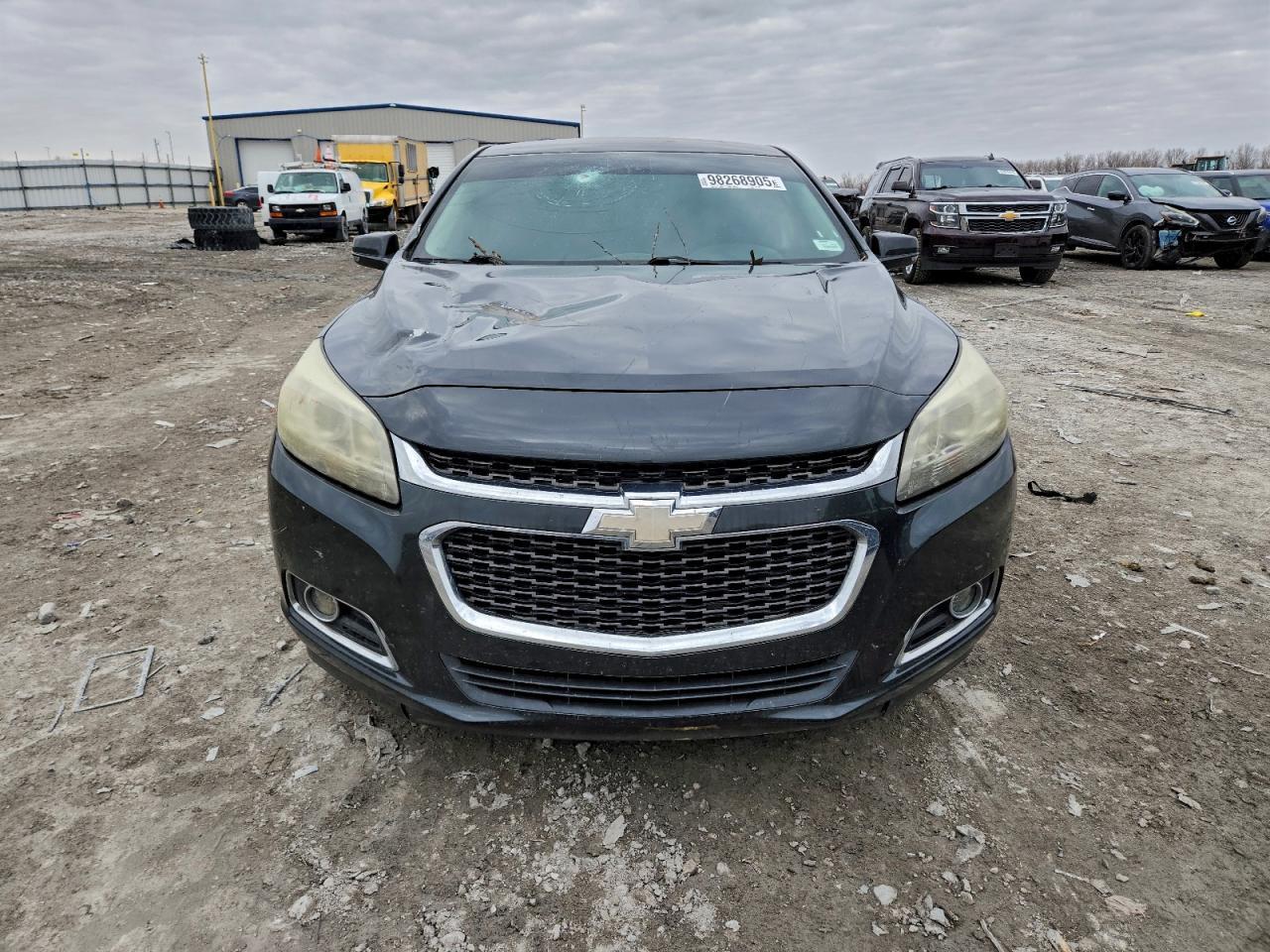 2014 Chev Malibu - Image 5