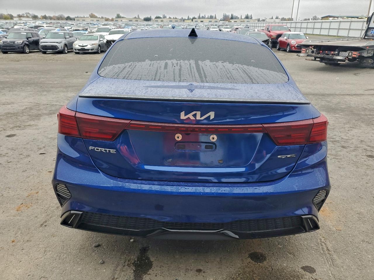 2024 Kia Forte Gt Line - Image 6