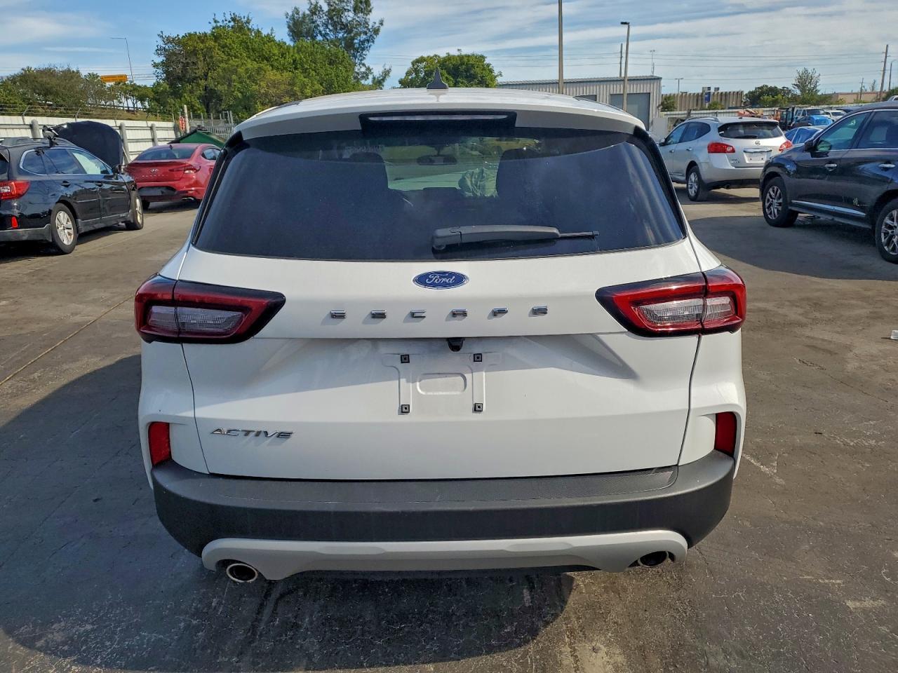 2025 Ford Escape Active - Фото 6