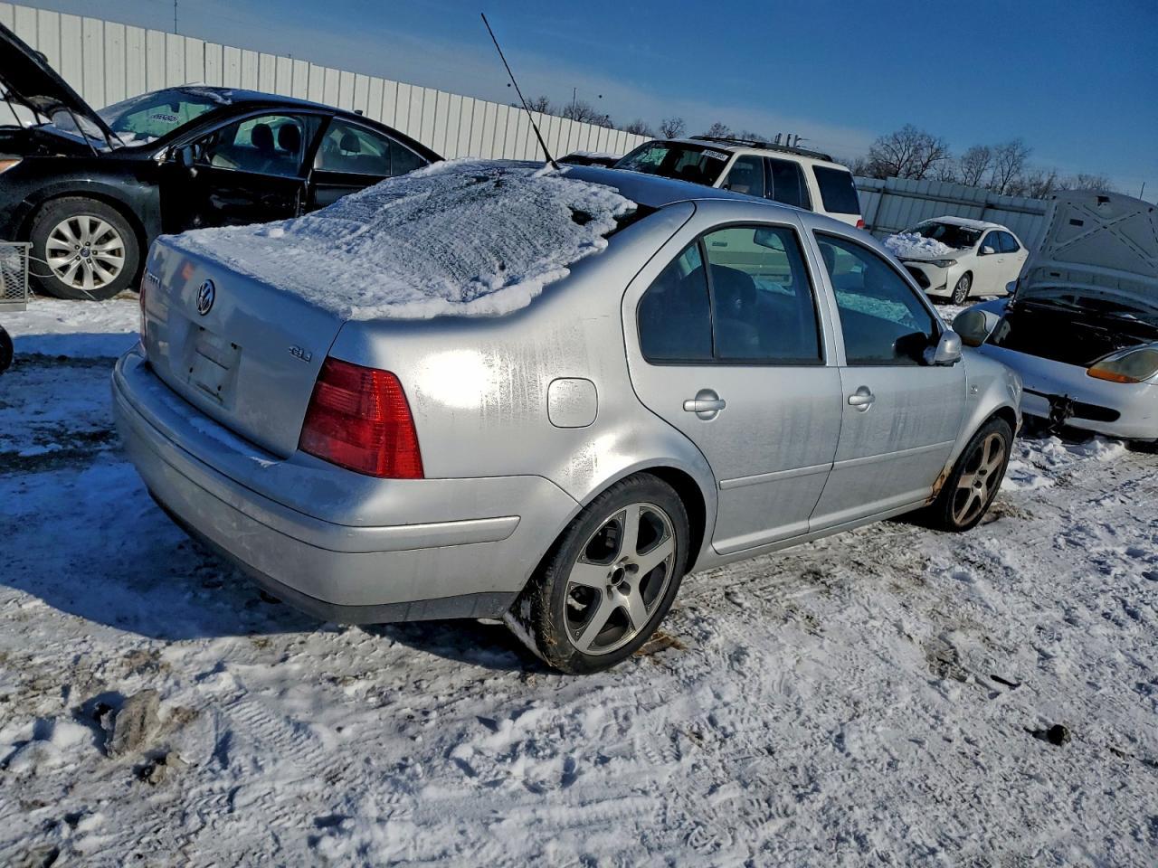 2002 Volkswagen Jetta Gli - Фото 3