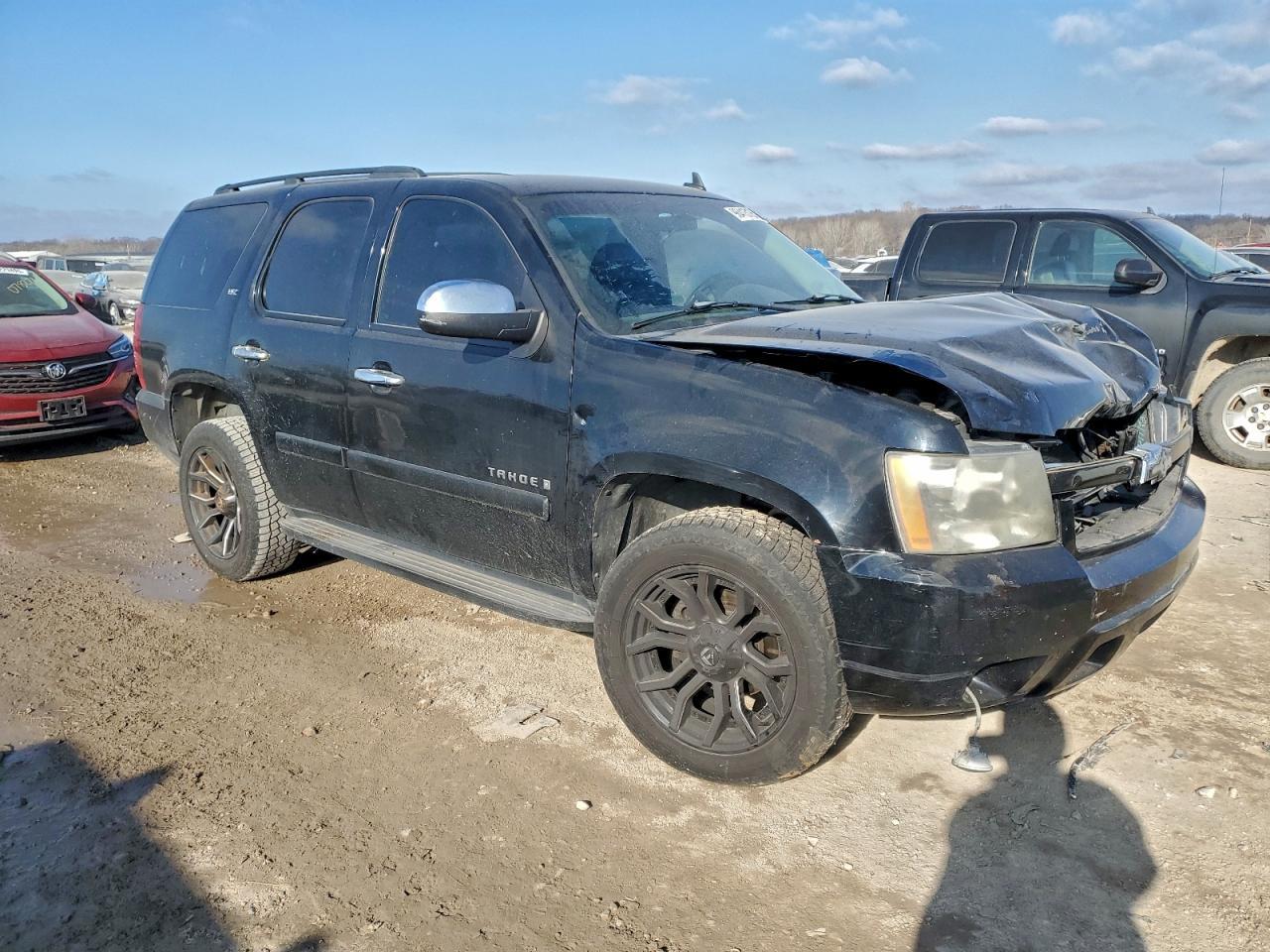 2007 Chevrolet Tahoe C1500 - Image 4