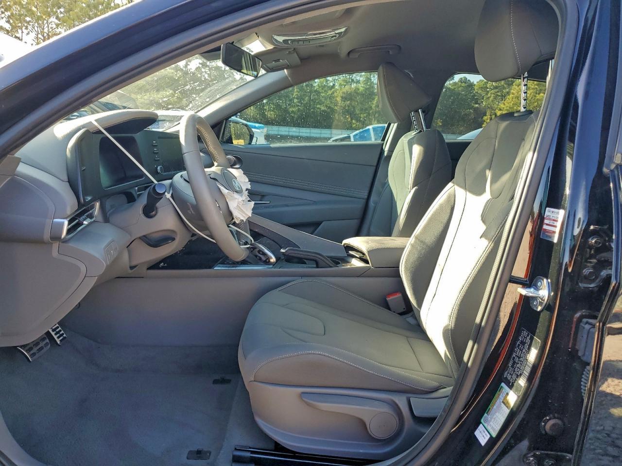 2025 Hyundai Elantra Sel Sport - Фото 7