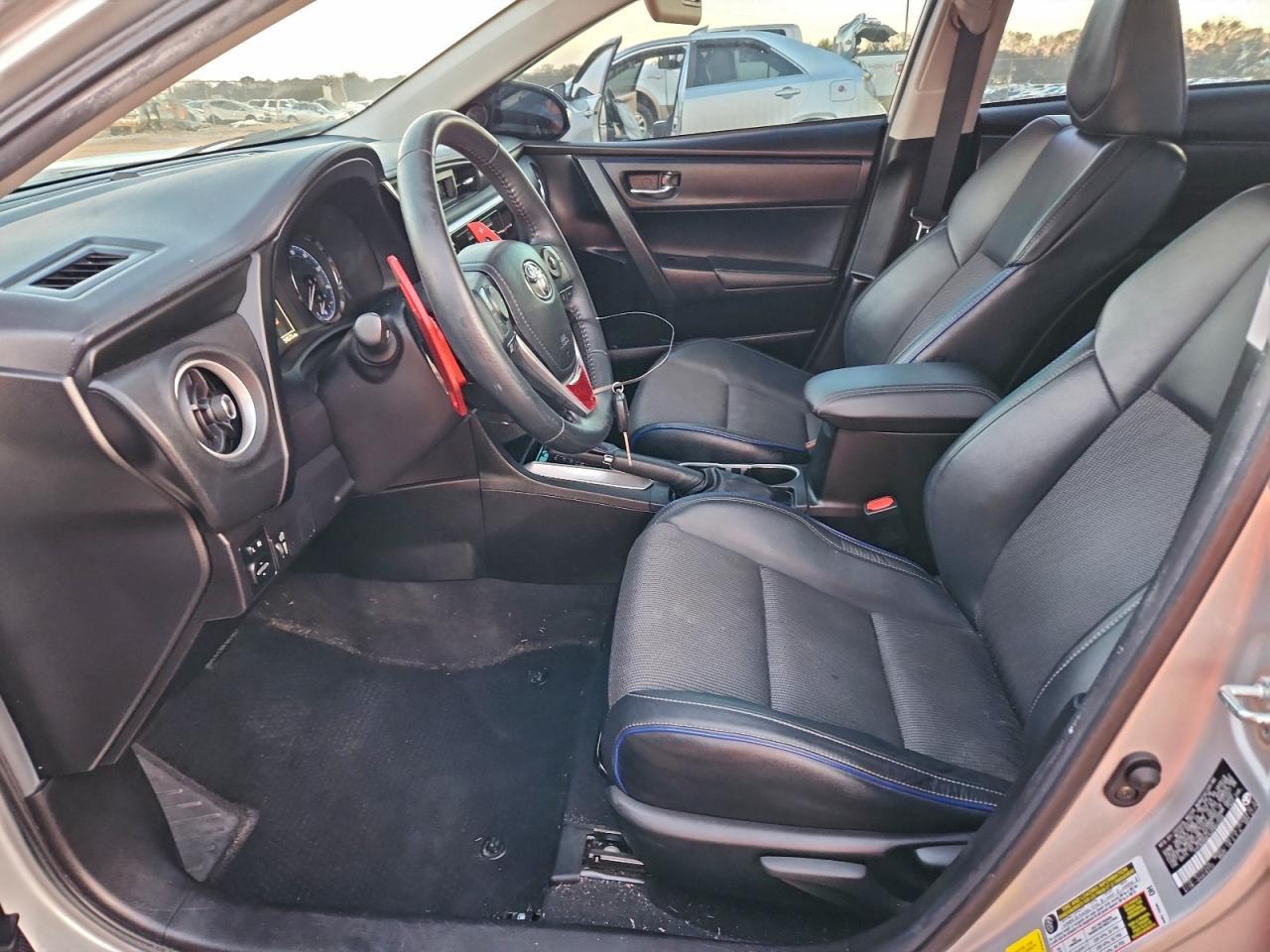 2018 Toyota Corolla - Image 7