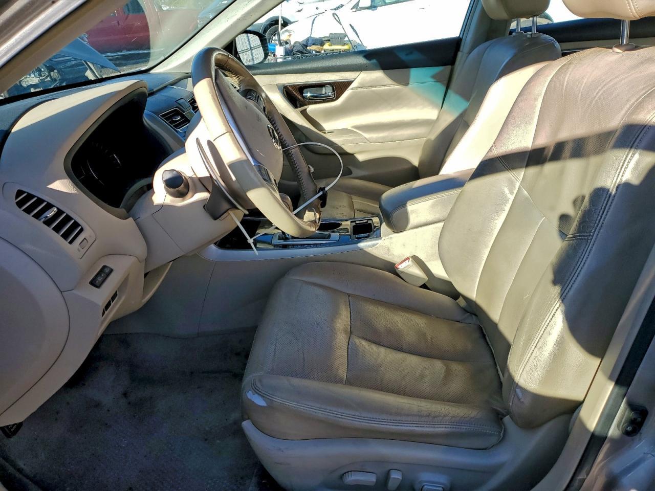 2013 Nissan Altima 3.5S - Image 7