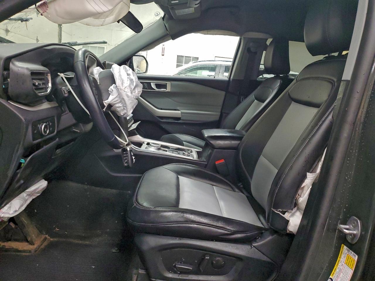 2023 Ford Explorer Xlt - Image 7