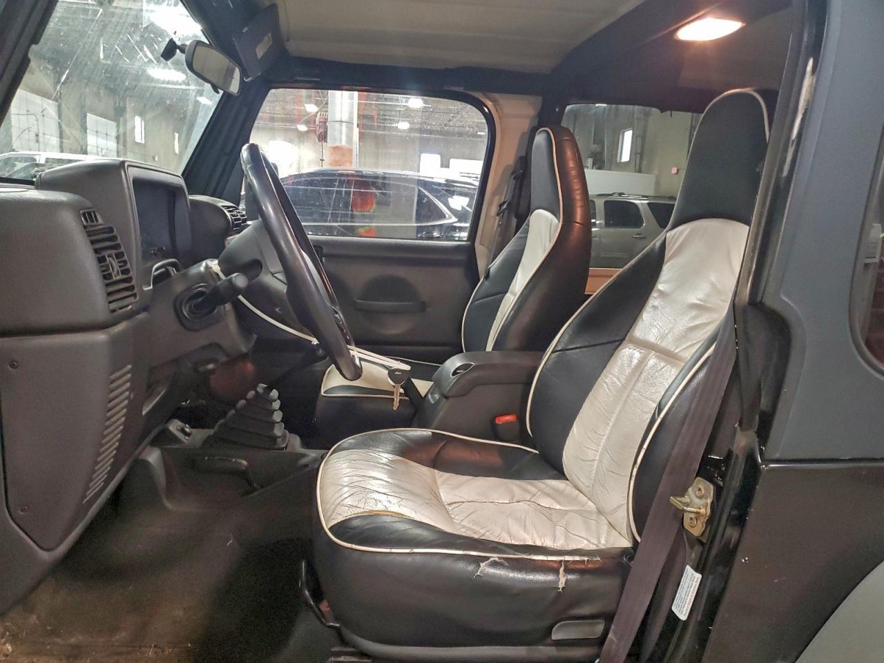 2002 Jeep Wrangler / Tj Sport - Фото 7