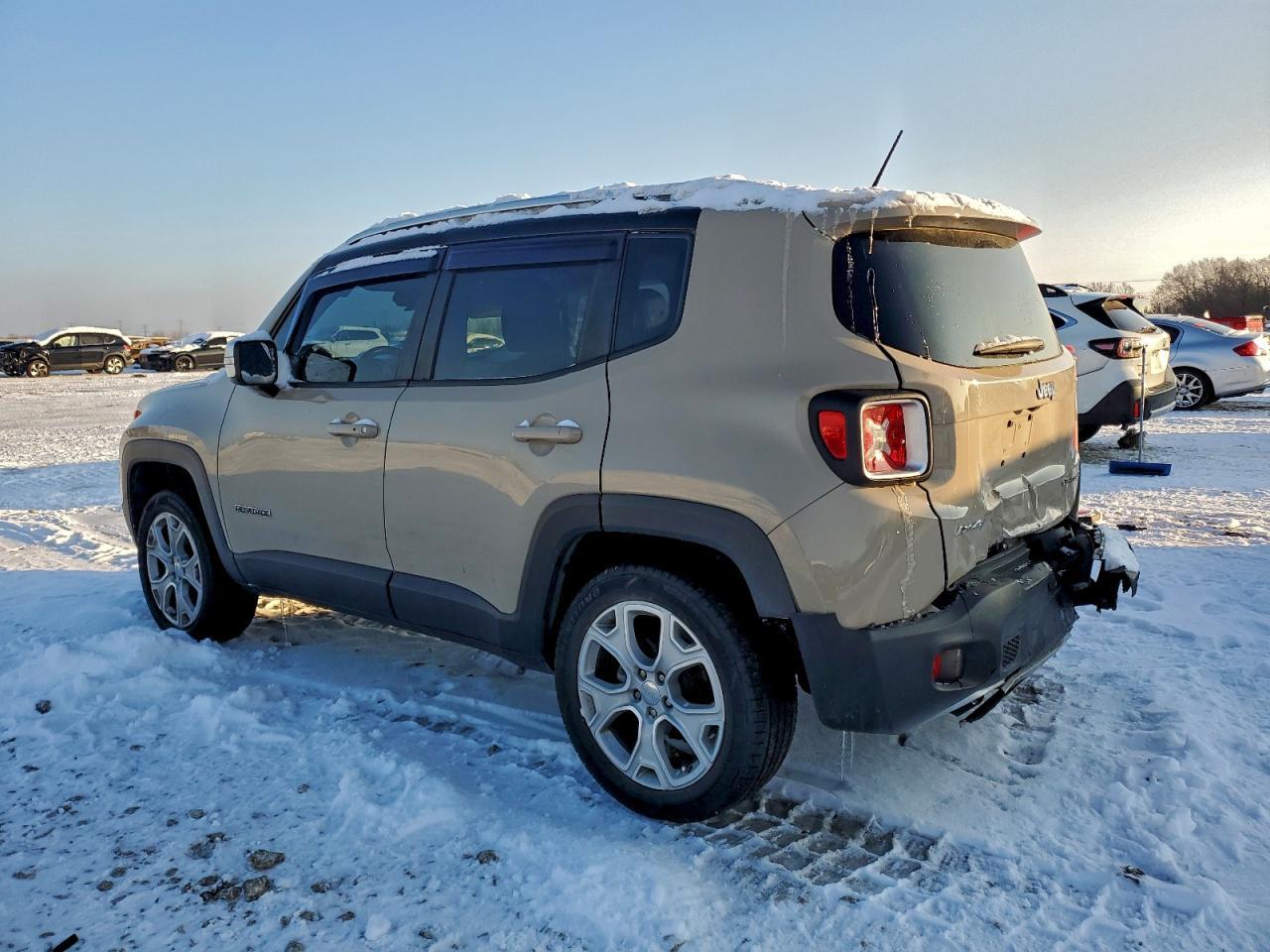 2016 Jeep Renegade Limited - Фото 2