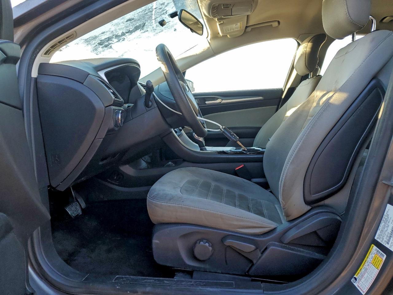 2014 Ford Fusion S - Фото 7