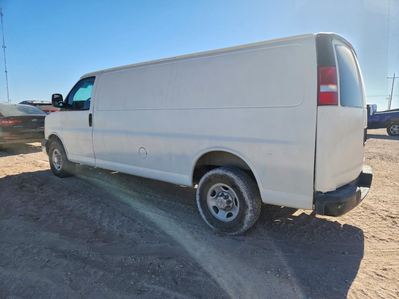 2003 Chevrolet Express G3500 - Image 2
