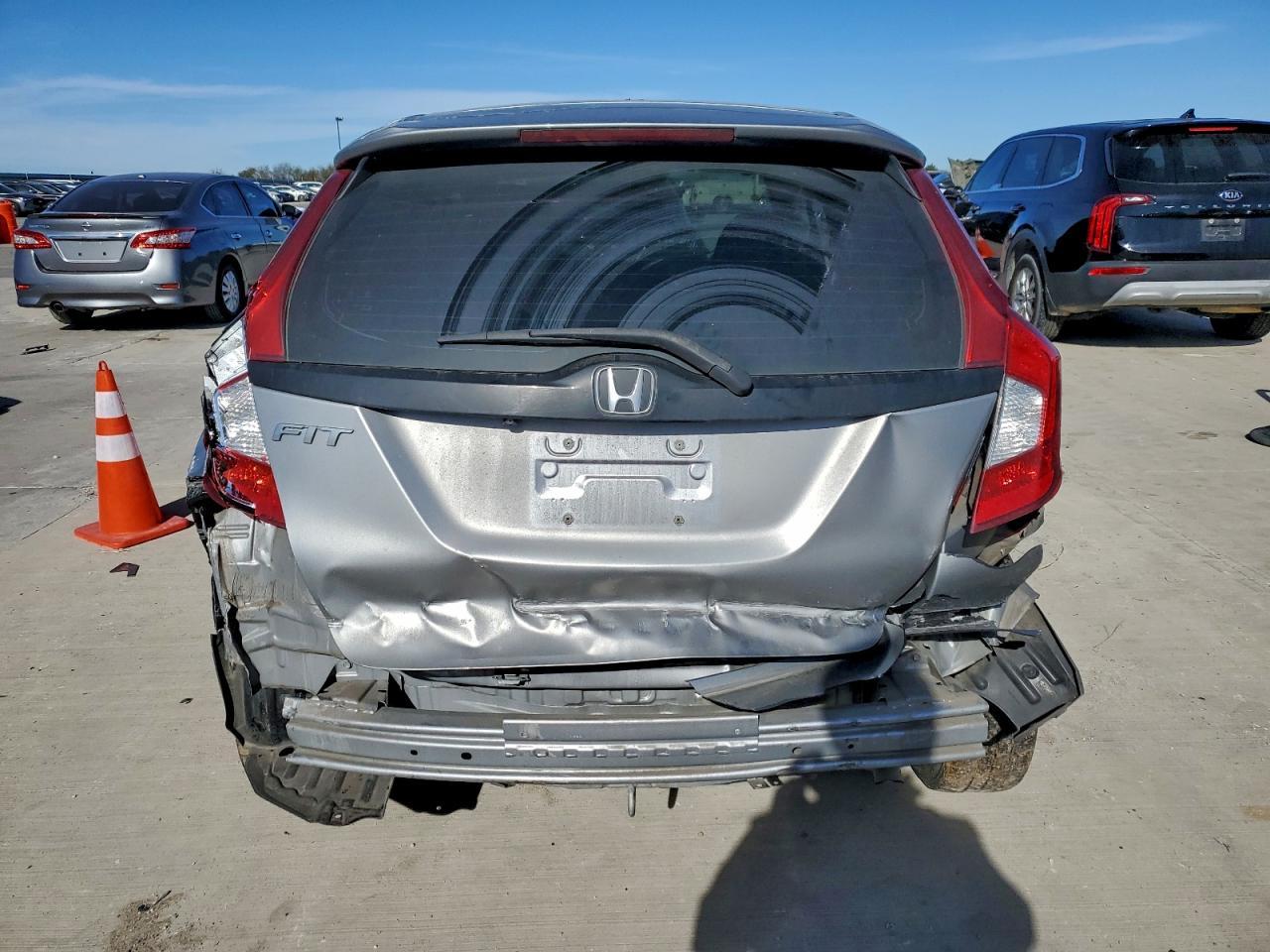 2020 Honda Fit Lx - Image 6