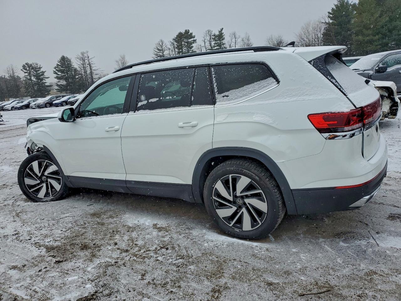 2025 Volkswagen Atlas Se - Фото 2