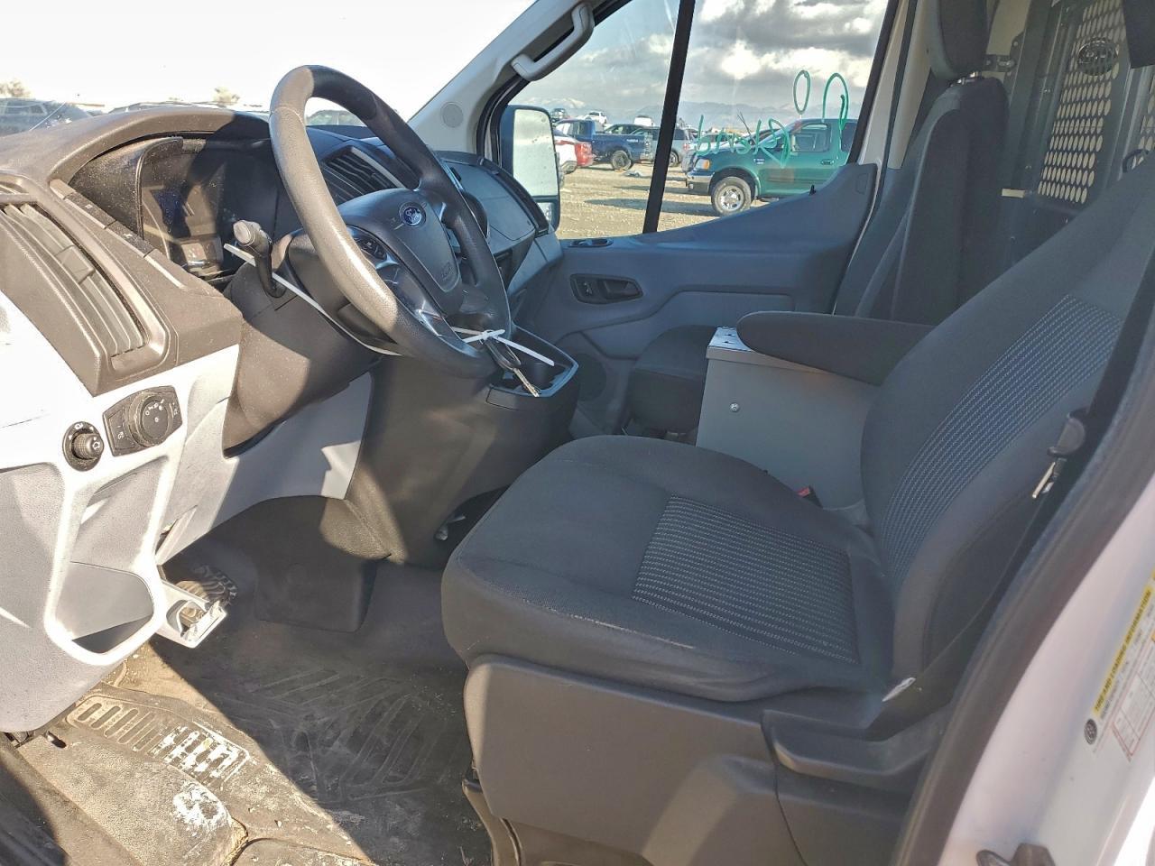 2018 Ford Transit T-150 - Image 7