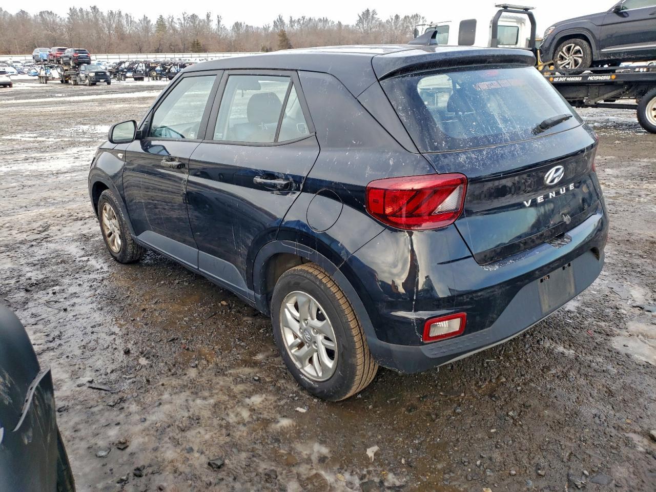 2021 Hyundai Venue Se - Фото 2