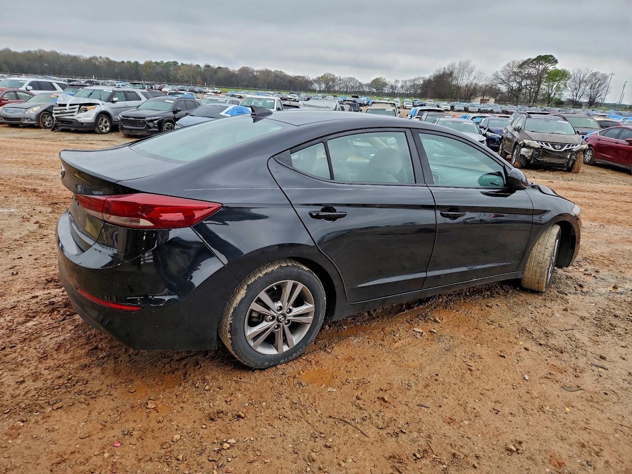 2018 Hyundai Elantra Sel - Фото 3