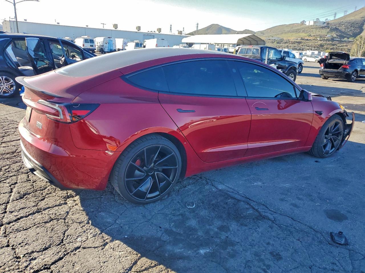 2024 Tesla Model 3 - Image 3