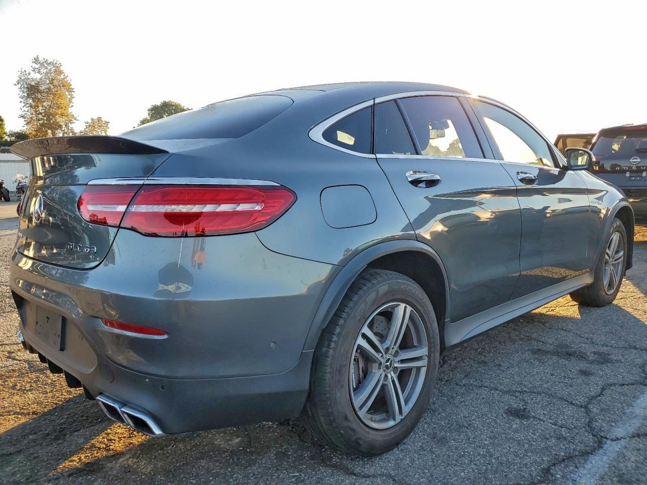2019 Mercedes-Benz Glc Coupe 63 4Matic Amg - Фото 3