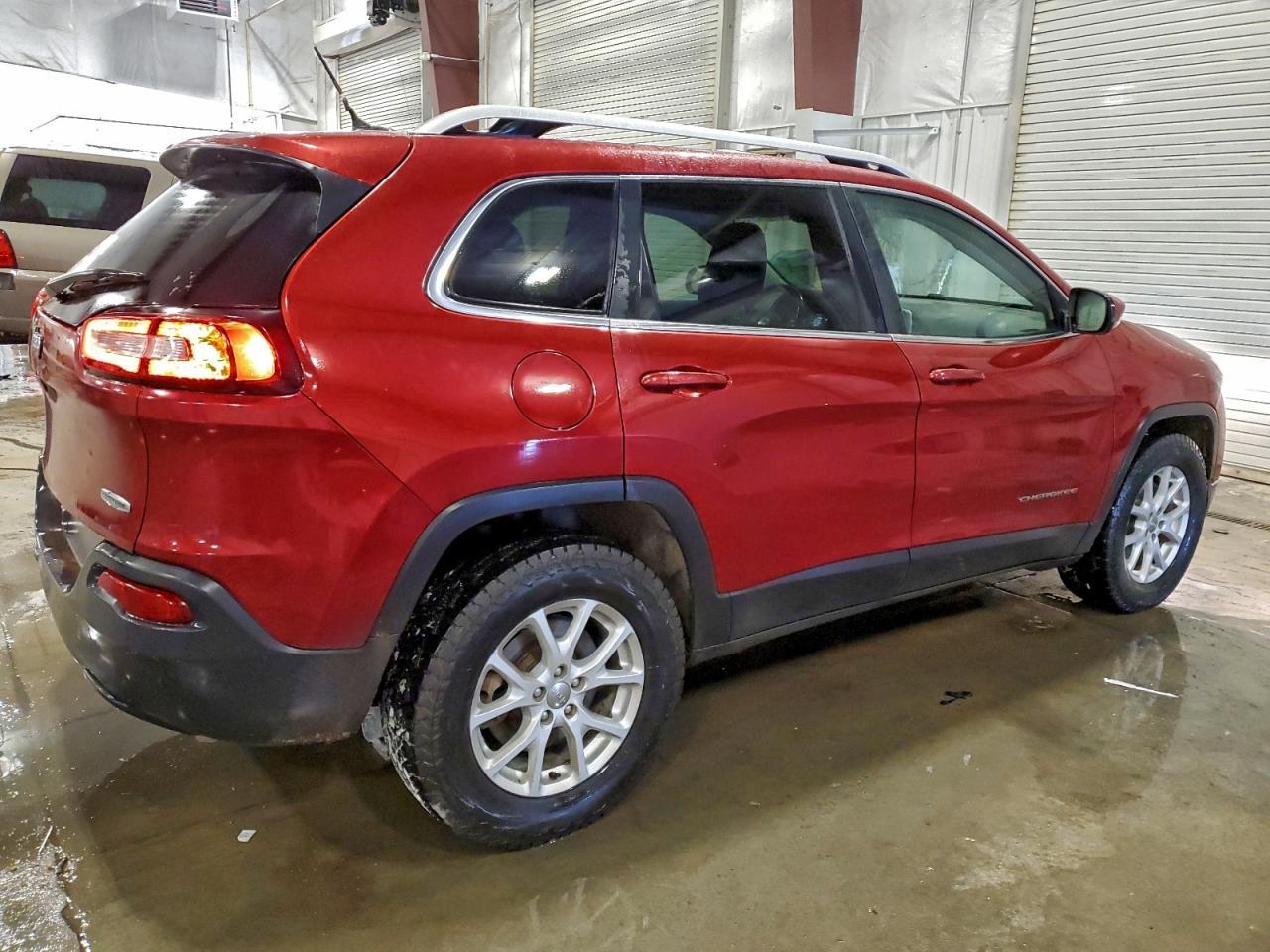 2015 Jeep Cherokee Latitude - Image 3