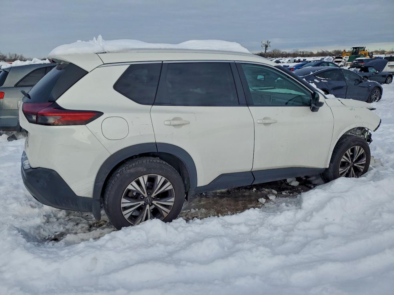 2022 Nissan Rogue Sv - Фото 3