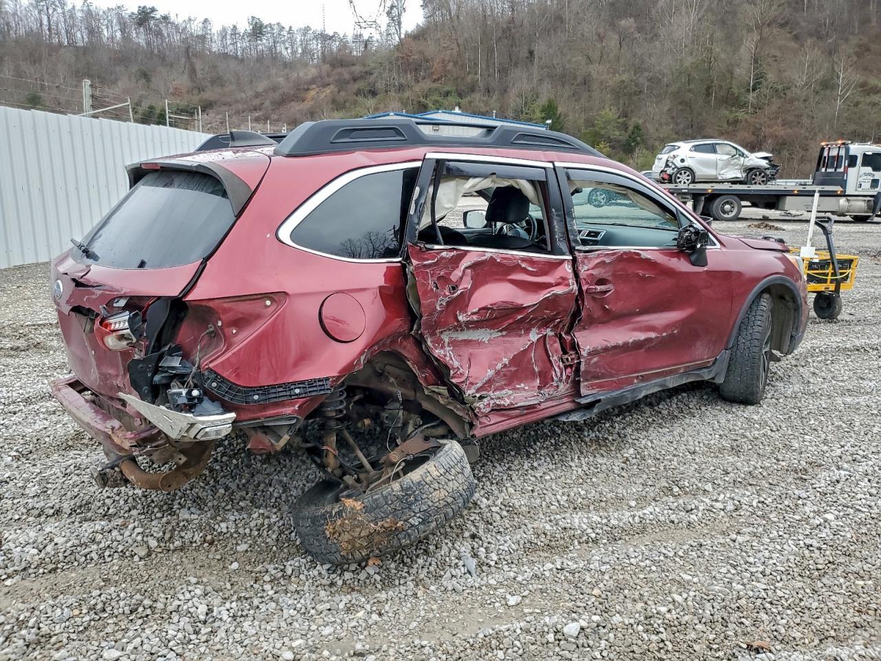 2017 Subaru Outback 2.5I Limited - Image 3